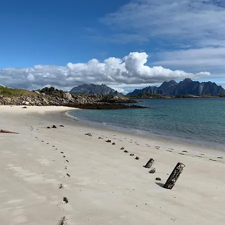 7 Person In Bostad-by Traum * Alstad (Nordland)